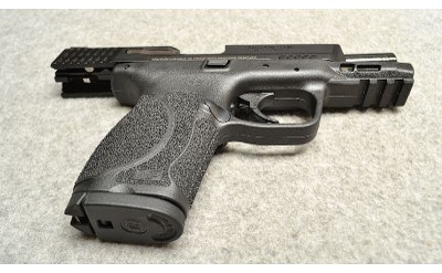Smith & Wesson ~ M&P 40 ~ .40 S&W - Image 5 of 6