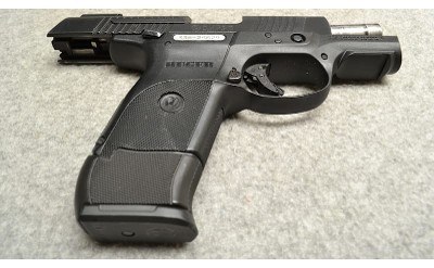Ruger ~ SR9C ~ 9mm Luger - Image 5 of 6