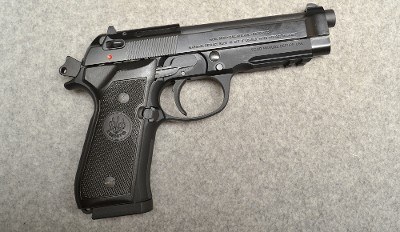 Beretta ~ 96A1 ~ .40 S&W - Image 1 of 6