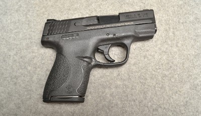 Smith & Wesson ~ M&P 9 Shield ~ 9mm Luger - Image 1 of 6