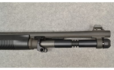 Benelli ~ M1014 ~ 12 Gauge - Image 4 of 11