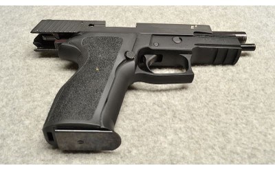 SIG Sauer ~ P226 E2 ~ 9mm Luger - Image 5 of 6