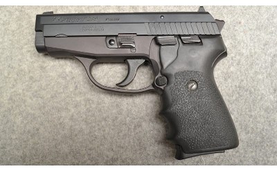 SIG Sauer ~ P239 ~ 9mm Luger - Image 2 of 5