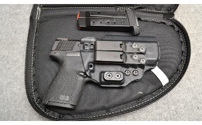 Smith & Wesson ~ M&P 9 Shield PC ~ 9mm Luger - Image 6 of 6