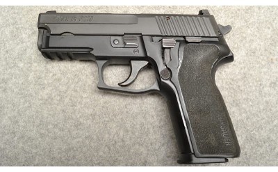SIG Sauer ~ P229 ~ .40 S&W - Image 2 of 6