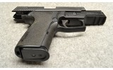 SIG Sauer ~ P229 ~ .40 S&W - Image 5 of 6
