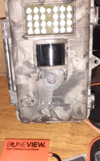 MOULTRIE D-444 & COVERT TRAIL CAMS - Image 3 of 15