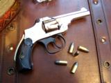 Smith & Wesson .32 center-fire safety hammerless mfgd. in 1904 - 2 of 6