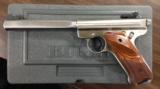 RUGER MK II COMPETITION SLAB SIDE .22 PISTOL - LIKE NEW IN BOX - 1 of 2