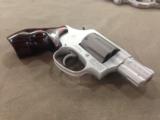 S&W MODEL 331 AIRLITE TI .32 H&R MAG -UNFIRED -- 7 of 9