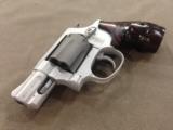 S&W MODEL 331 AIRLITE TI .32 H&R MAG -UNFIRED -- 6 of 9