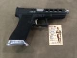 GLOCK 17 ZEV II 9MM FULL CUSTOM PISTOL - MINTY -- 2 of 3