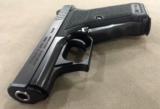 H&K P7M13 9mm NEW IN BOX - MINT -
- 4 of 8
