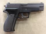 SIG P226 9MM WEST GERMAN PRODUCTION - EXCELLENT -- 4 of 6