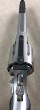 S&W Model 686-5 Pre Lock 357 Mag Revolver - EXCELLENT -
- 6 of 6
