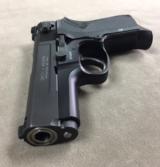 S&W Model 4006 "Shorty Forty" MKIII .40 Cal (Product Code 170061) Circa 1995 - Mint - - 4 of 7