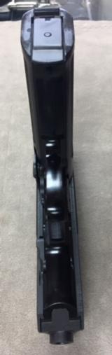 WALTHER MODEL P-5 9MM/.30 LUGER PISTOL W/ EXTRAS - MINT OVERALL CONDITION - 10 of 15