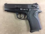 Smith & Wesson Model 3914 9mm Pistol in original box w/all goodies - Minty -
- 2 of 7