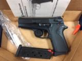Smith & Wesson Model 3914 9mm Pistol in original box w/all goodies - Minty -
- 1 of 7
