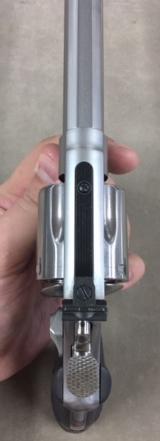 S&W Model 629-6 Classic PowerPort 6.5 Inch .44 Magnum Revolver - 5 of 8