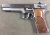 Smith & Wesson Model 645 .45 acp Pistol - Minty - - 1 of 4