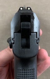 H&K USP .45acp - excellent - - 4 of 7