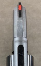 S&W Model 686-6 .357 Revolver - excellent - - 10 of 12