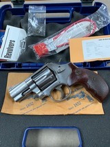 S&W Model 686-6 .357 Revolver - excellent - - 1 of 12