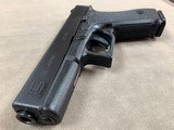 Glock 2nd Gen Model 31 - excellent - - 3 of 6