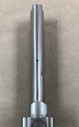 S&W Model 686+ 7 Shot 6 Inch Barrel .357 Revolver - excellent - - 8 of 9