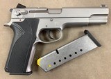 Smith & Wesson Model 4506-1 - minty - - 2 of 6