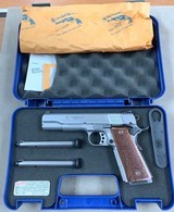 Smith & Wesson Model 1911 Pro 5 Inch 9mm Stainless - minty - - 1 of 8