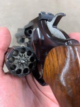 High Standard Sentinel Mk IV Revolver .22 Mag - excellent - - 7 of 10