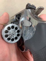 Smith & Wesson Model 617-6
10 shot .22lr Revolver - ANIB - - 6 of 8