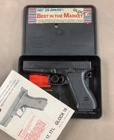 Glock 17 Gen 2 9mm Pistol - about perfect - - 1 of 12