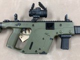 Kriss Vector .45acp - Whole Outfit - Minty - - 3 of 8