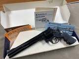 Smith & Wesson Model 29 Classic 8&3/8 .44 Mag - minty - - 1 of 13