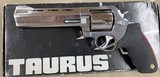 Taurus Raging Bull .454 Casull Stainless - excellent - - 1 of 8