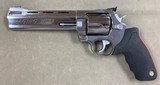 Taurus Raging Bull .454 Casull Stainless - excellent - - 3 of 8
