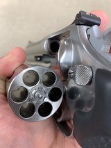 Smith & Wesson Model 629-3 .44 Mag Revolver - excellent - - 5 of 10