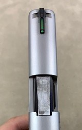 SIG P220 Stainless Carry .45 ACP - excellent - - 5 of 6