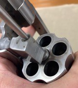 Smith & Wesson Model 500 Magnum Revolver - test fired only - 7 of 8