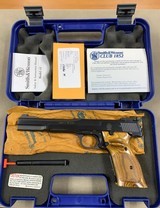 Smith & Wesson Model 41 .22lr - minty - - 1 of 5
