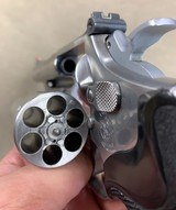 Smith & Wesson Model 66-2 .357 Mag - excellent - 5 of 9