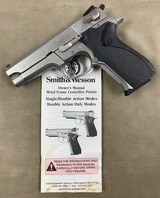 Smith & Wesson 5906 9mm Pistol - excellent - - 1 of 5