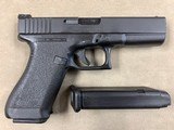 Glock Model 17 Gen I 9mm Cal. - excellent - 2 of 9
