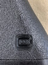 Glock Model 17 Gen I 9mm Cal. - excellent - 4 of 9
