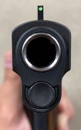 Sig 1911 .45acp - minty - - 7 of 8