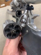 Ruger Super Redhawk w/Leupold - minty - 8 of 8