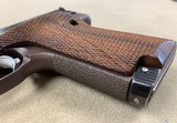 Jimmy Clark High Standard Match Pistol - excellent - 4 of 9